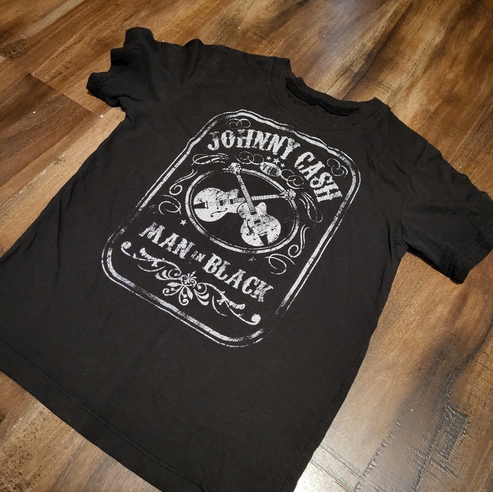 Size 5t johnny cash tshirt